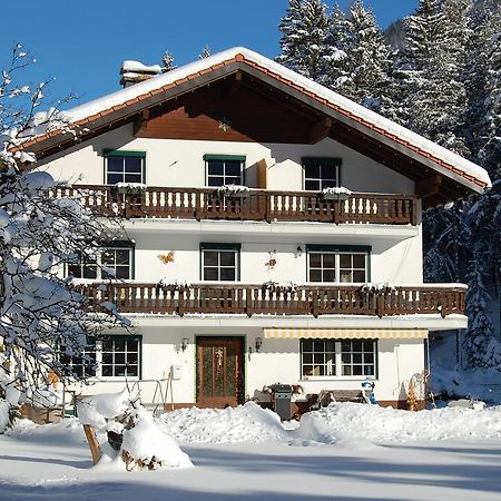 Haus Waldrast Appartement Elbigenalp Buitenkant foto