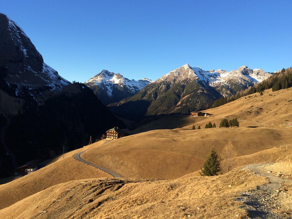 Haus Waldrast Appartement Elbigenalp Buitenkant foto