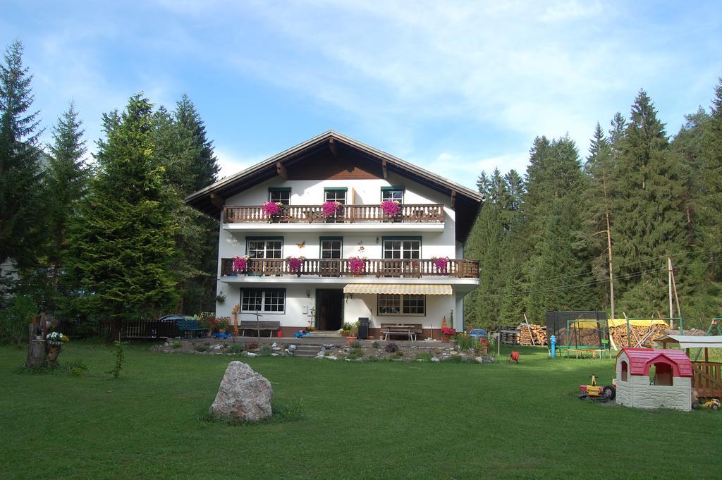 Haus Waldrast Appartement Elbigenalp Buitenkant foto