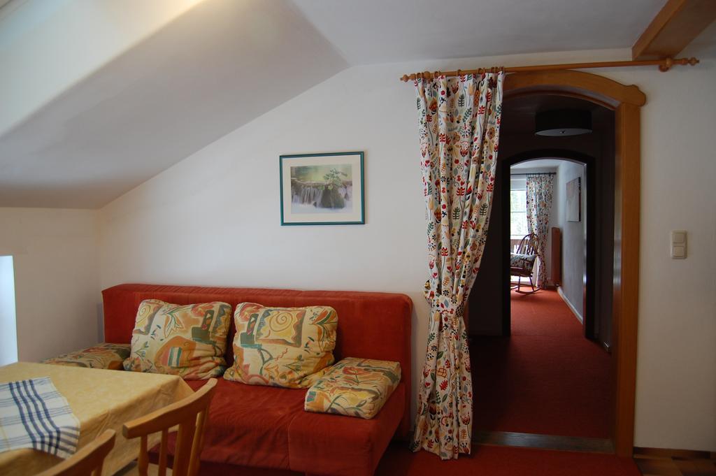 Haus Waldrast Appartement Elbigenalp Buitenkant foto