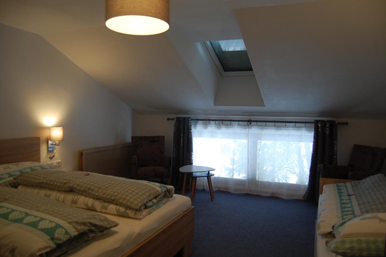 Haus Waldrast Appartement Elbigenalp Buitenkant foto